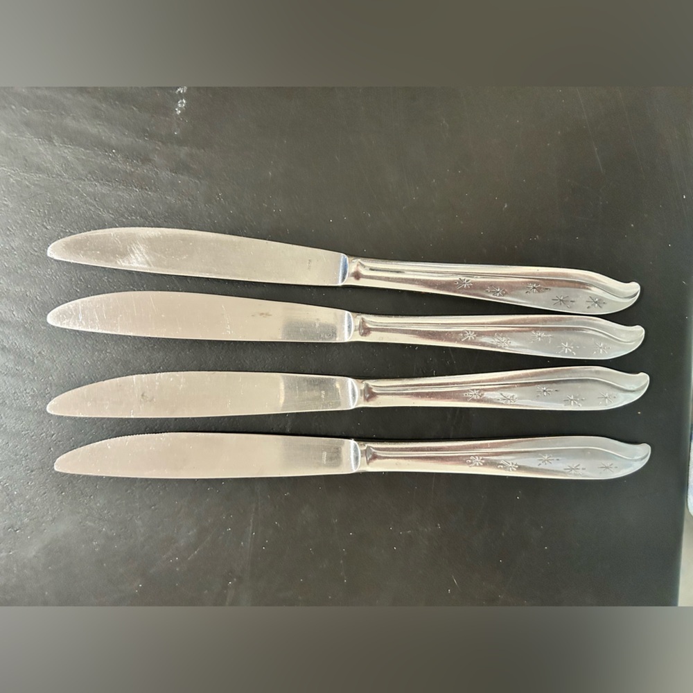 Four MCM Koba Japan FIVE Atomic Stars Both Sides Serrated Dinner Knives Vintage